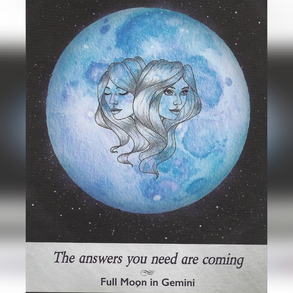 NIB Moonology Oracle Cards: A 44-Card Moon Astrology Oracle Deck and Guidebook - Picture 6 of 8